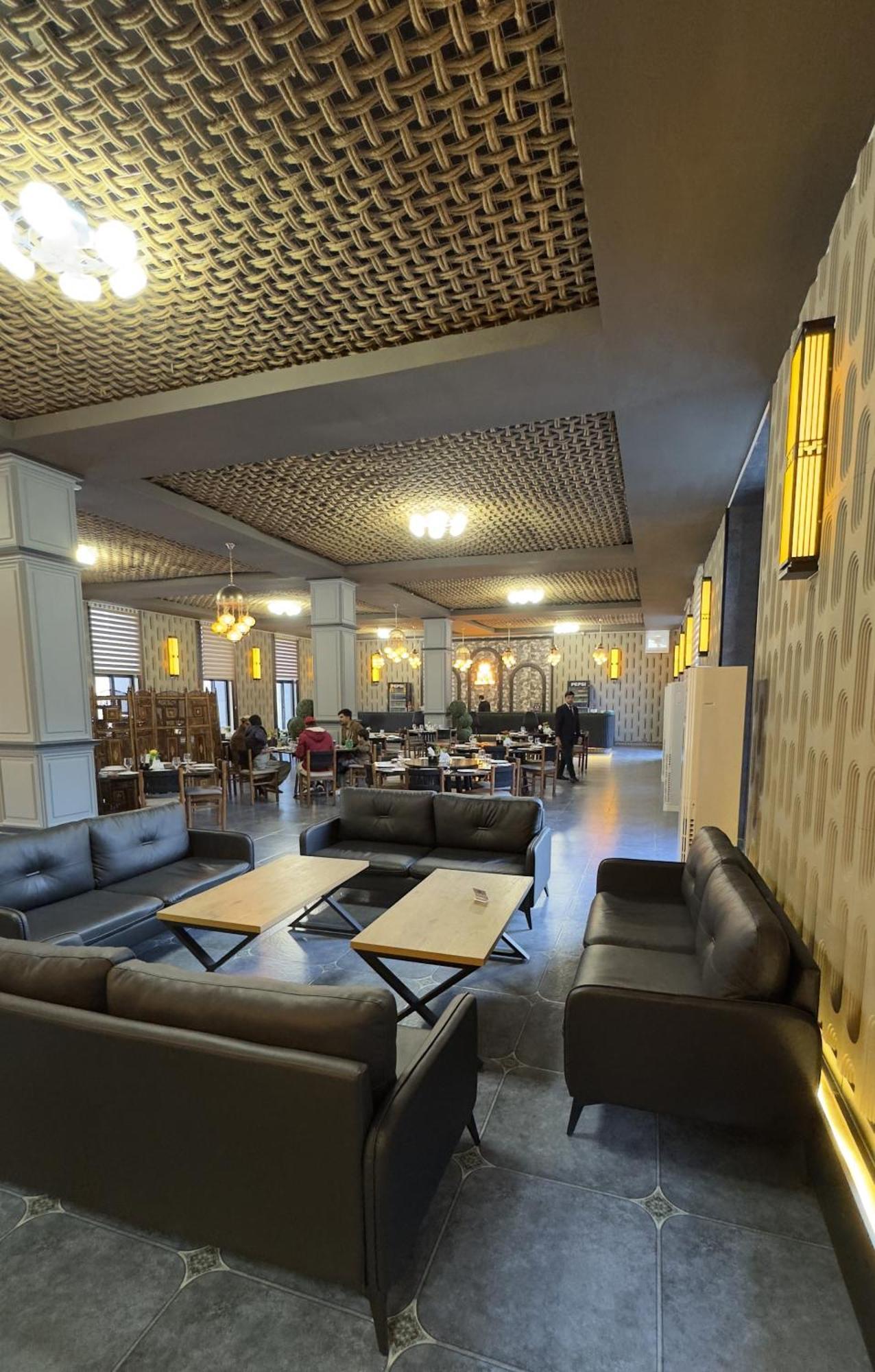 Iyi Luxury Inn Swat Saidu Sharif ภายนอก รูปภาพ
