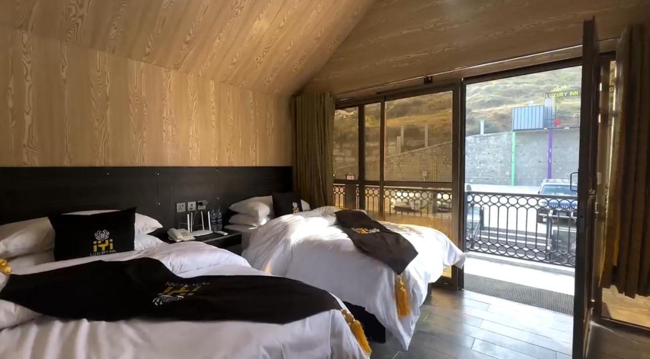 Iyi Luxury Inn Swat Saidu Sharif ภายนอก รูปภาพ